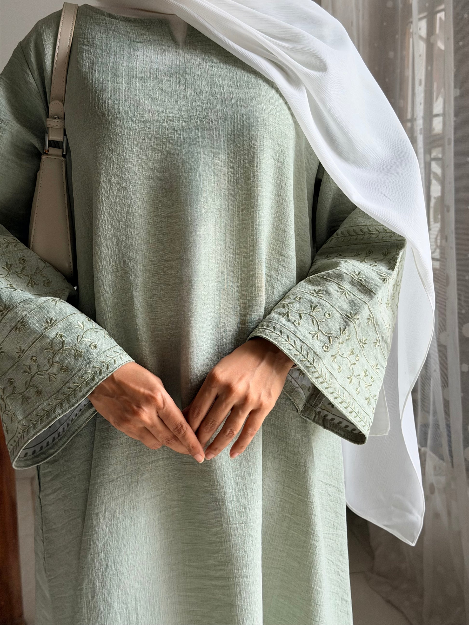 Modest Abaya - Soft Linen